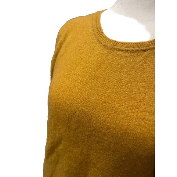 TAHARI Women's Cashmere Sweater Sz L Crewneck Dark Yellow Classic Capsule Luxury - Picture 2 of 9
